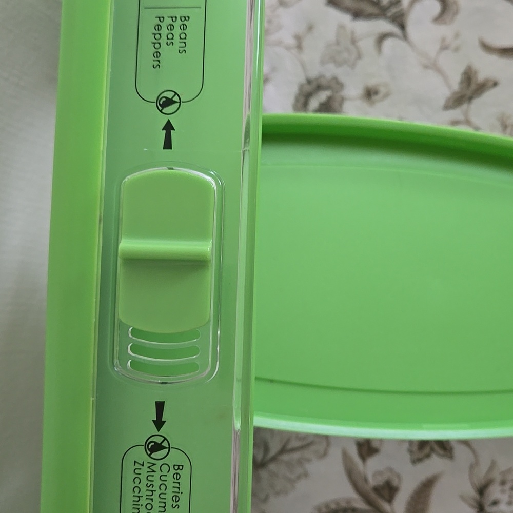 Progressive Green Plastic Vegtable Storage Container - Picture 7 of 8
